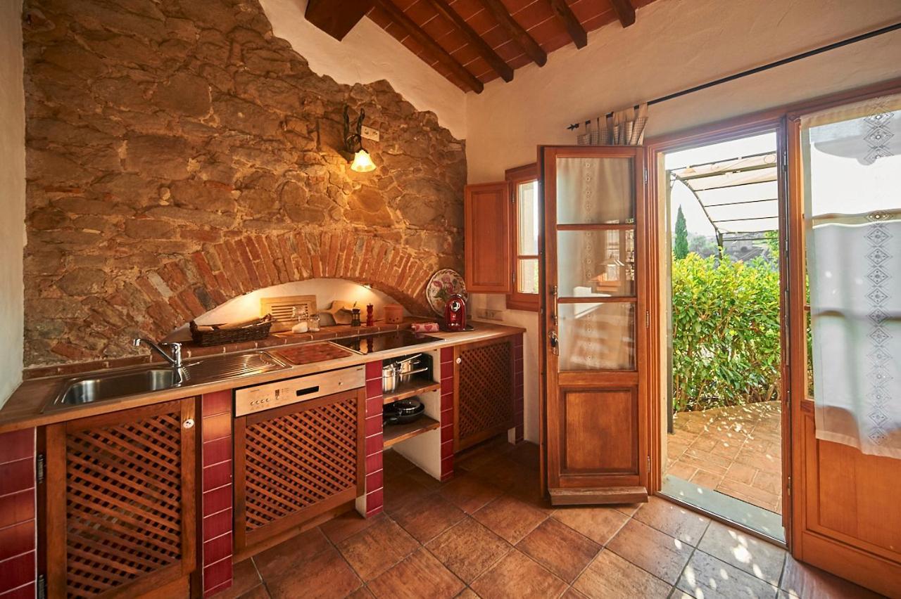 Ventena Vecchia Antico Frantoio มอนเตวาร์คี ภายนอก รูปภาพ